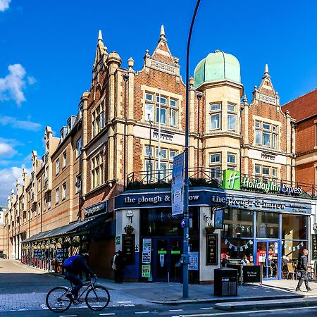 Holiday Inn Express London-Hammersmith By Ihg Bagian luar foto