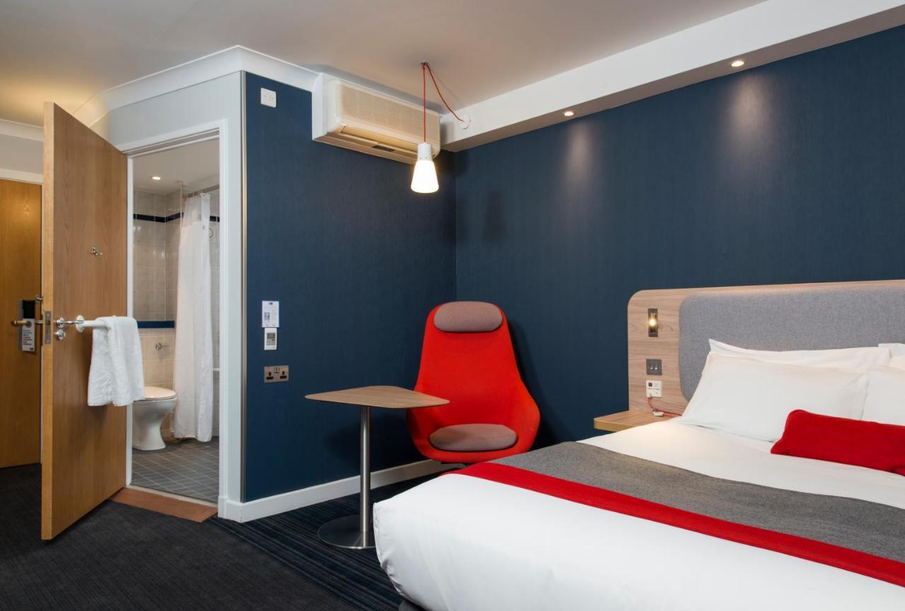 Holiday Inn Express London-Hammersmith By Ihg Bagian luar foto