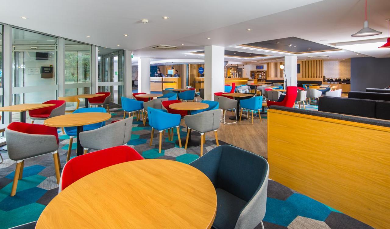 Holiday Inn Express London-Hammersmith By Ihg Bagian luar foto