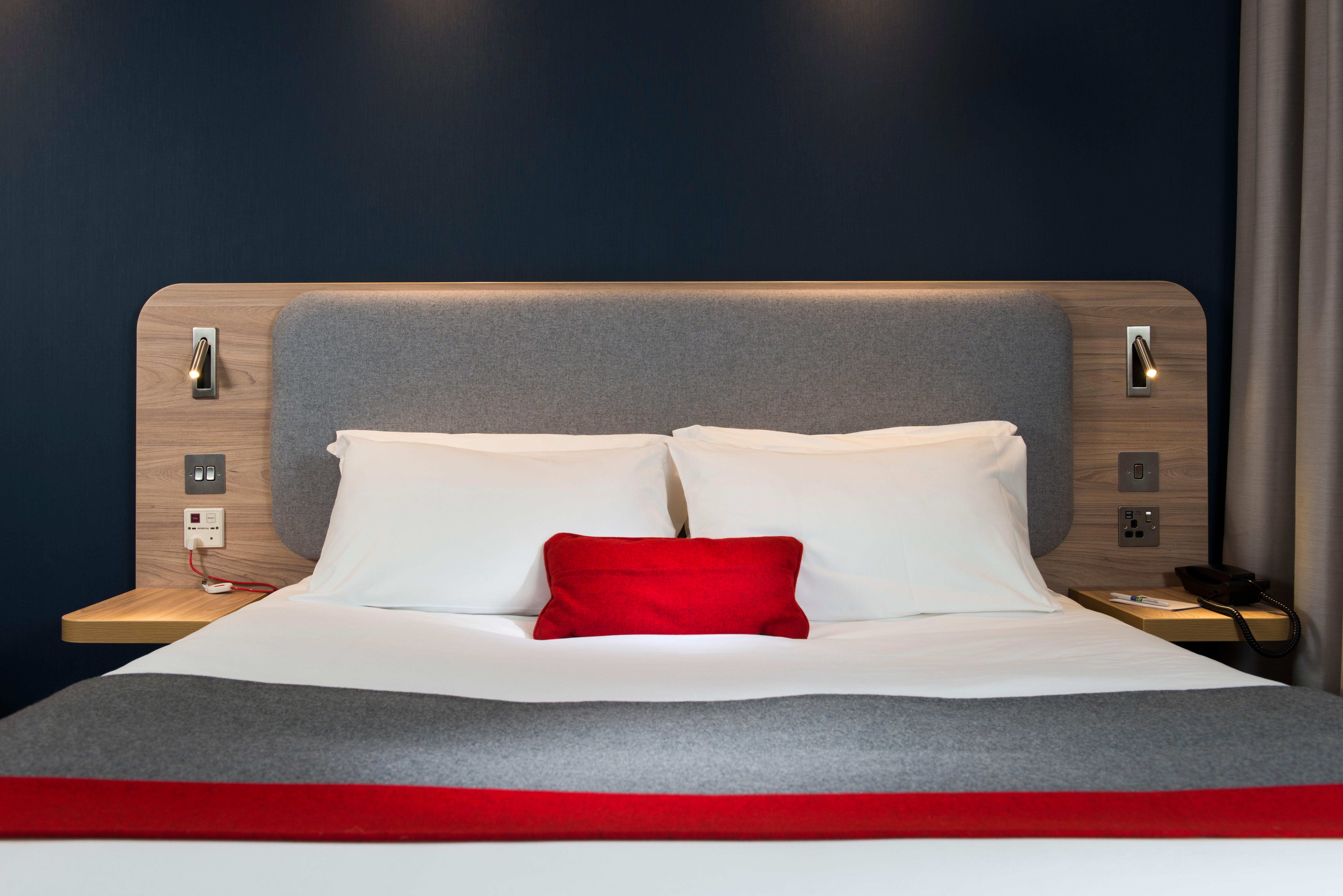 Holiday Inn Express London-Hammersmith By Ihg Bagian luar foto