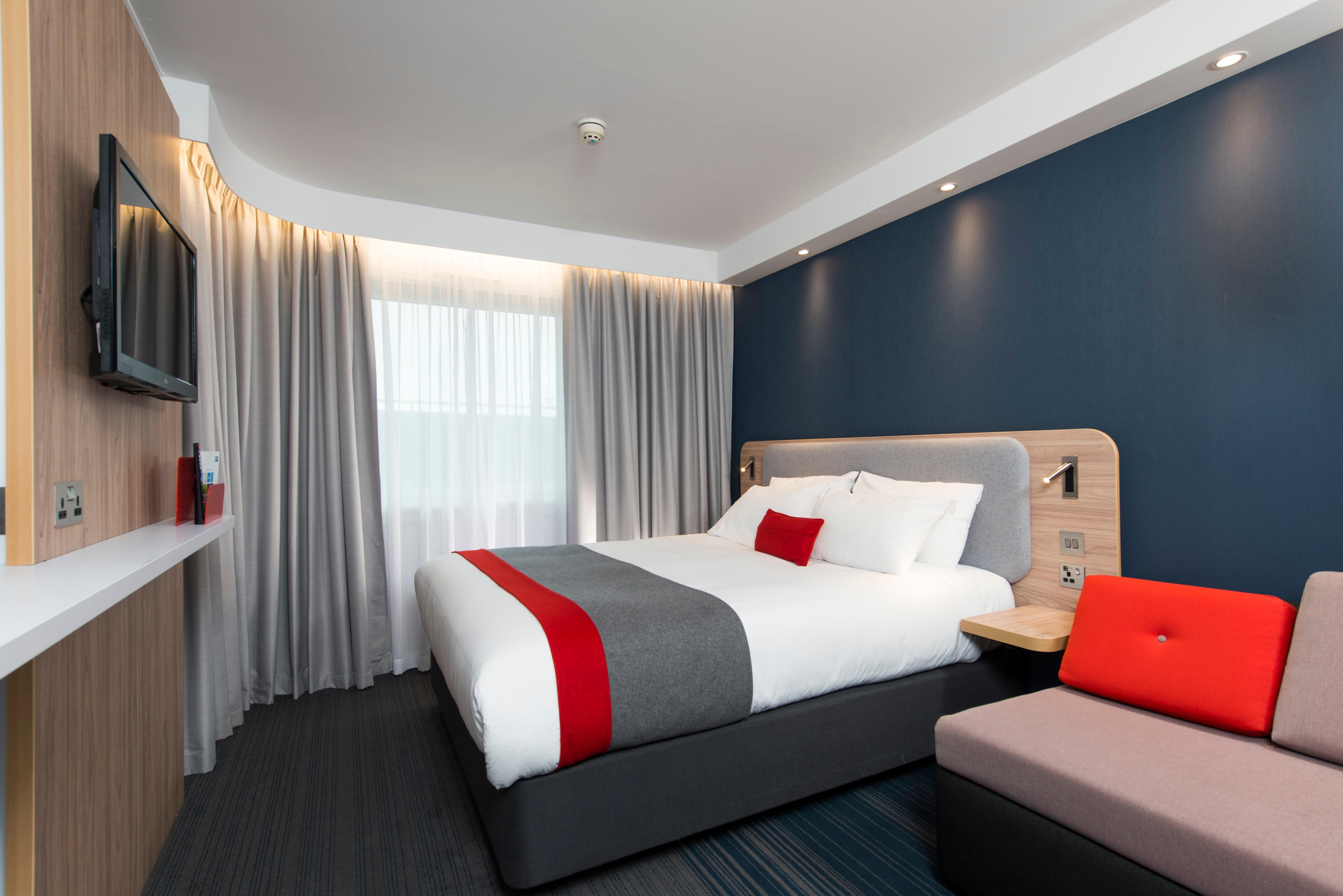 Holiday Inn Express London-Hammersmith By Ihg Bagian luar foto