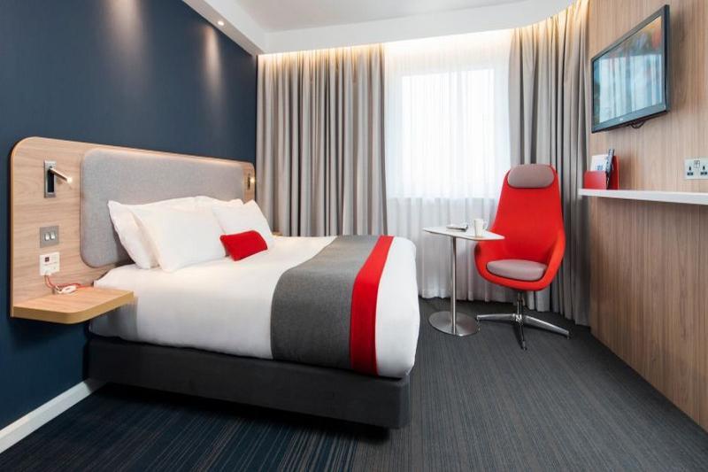 Holiday Inn Express London-Hammersmith By Ihg Bagian luar foto