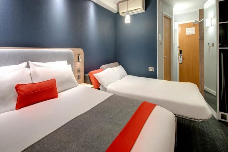 Holiday Inn Express London-Hammersmith By Ihg Bagian luar foto