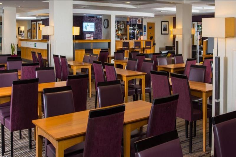 Holiday Inn Express London-Hammersmith By Ihg Bagian luar foto